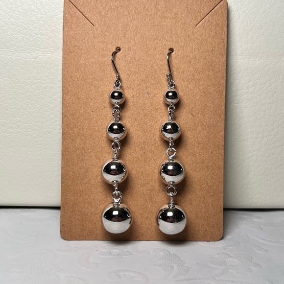 Elegant Silver-Tone Dangle Earrings - Picture 2 of 4